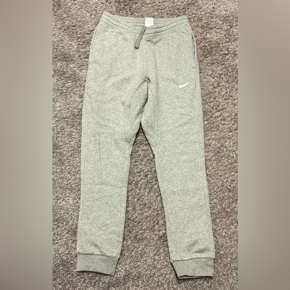 EUC Men’s Nike Joggers, Size Small, Grey, Drawstring Waist